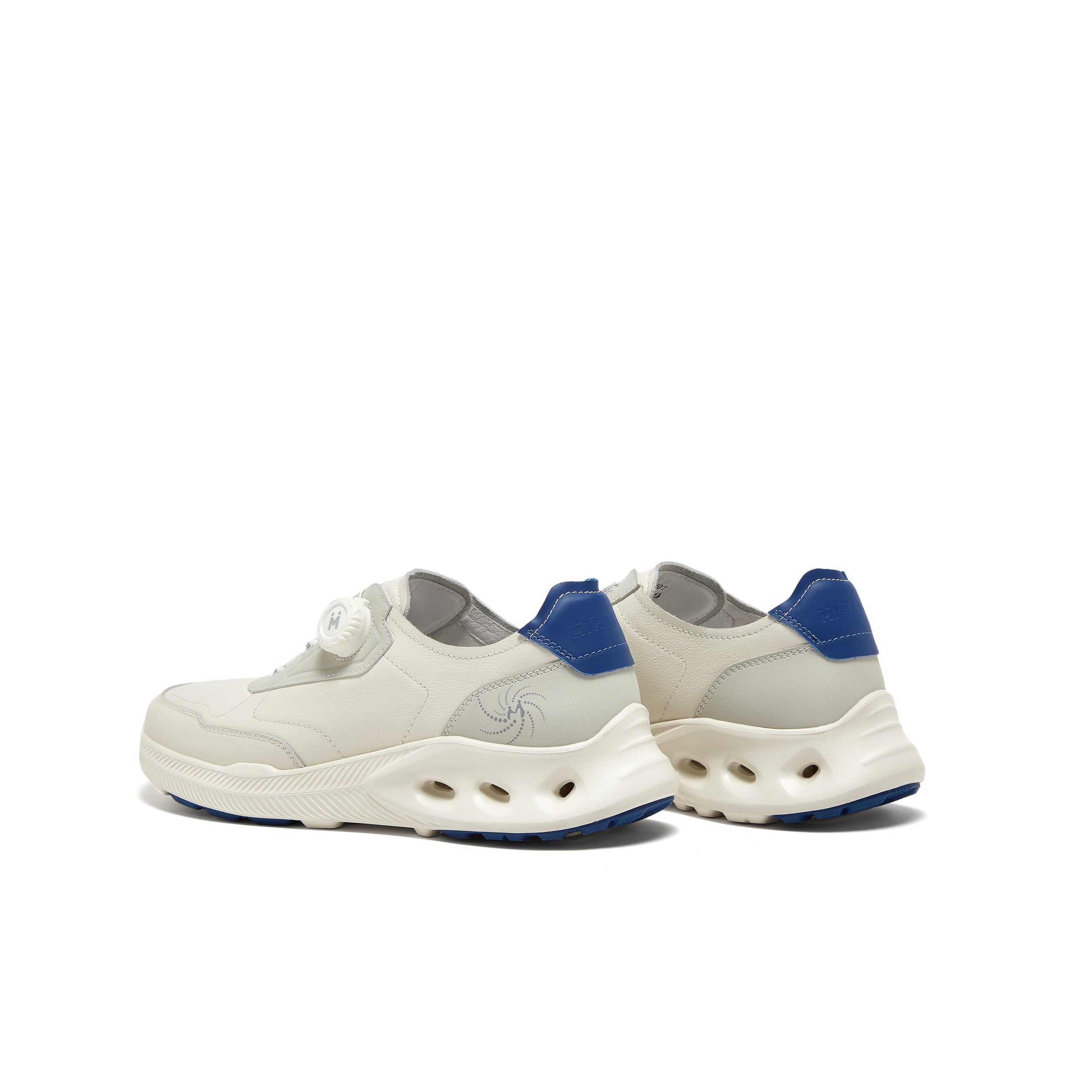 MIRABELL Cowhide/Synthetic Leather Comfortable Sports Shoes (Men)
