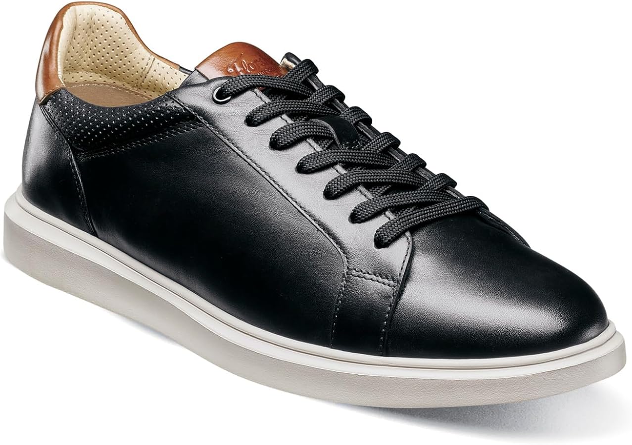 SOCIAL SNEAKER
