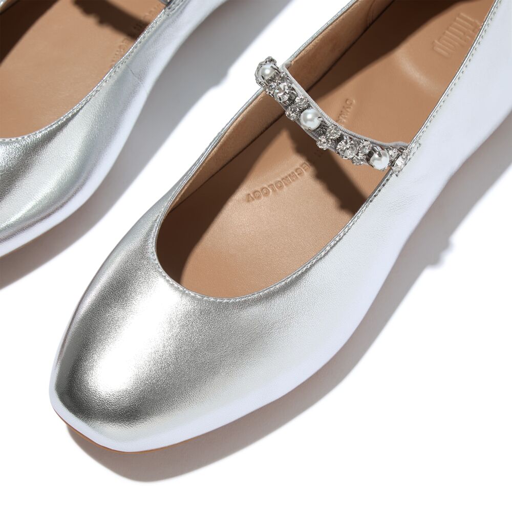 DELICATO-PEARLS-AND-CRYSTAL-LEATHER-BALLET-FLATS-SILVER_A0Q-011_2_72379247-ae1c-444f-a032-a54bcad624b2.jpg